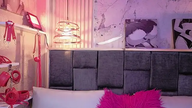 Im-Lola online show from 4, 5, 2026