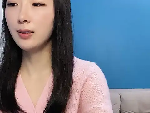 Snapshot of ella55-- chatting on 9, 11, 2025 ella55-- online show from 9, 11, 2025