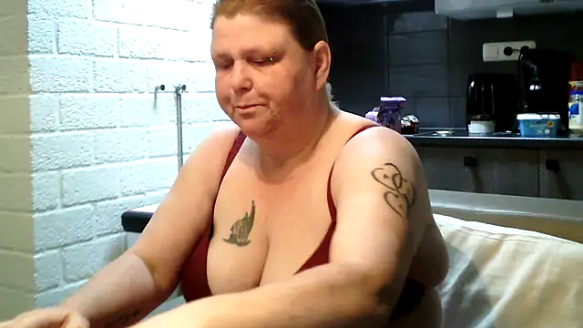 Sylviastar46 online show from 2, 5, 2026