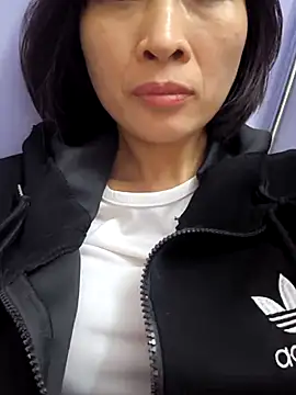 Agine222 online show from 4, 11, 2025