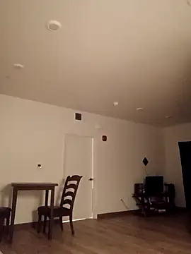 Karebearz1 online show from 7, 4, 2026