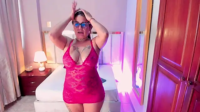 HannaaWells online show from 17, 12, 2025