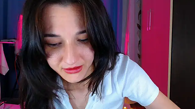 Dorotty  online show from 3, 11, 2025