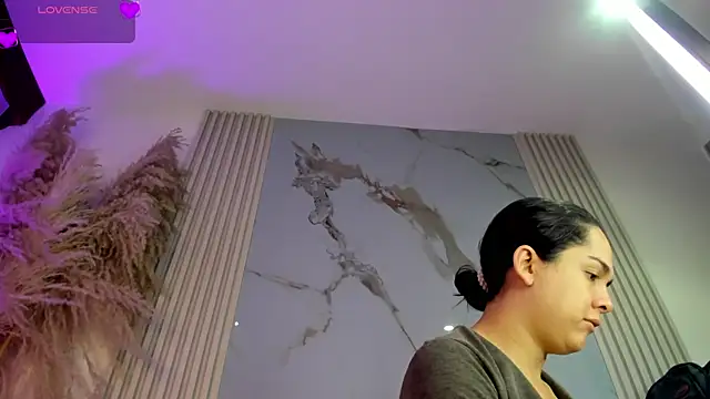 AudreyHayworth online show from 30, 6, 2026