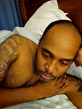 TraddyZaddy online show from 31, 10, 2025