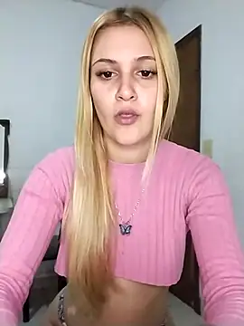 Snapshot of larubia_arg chatting on 22, 7, 2026 larubia arg online show from 22, 7, 2026