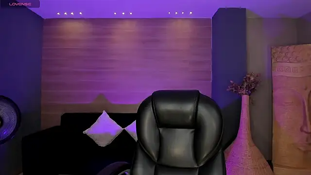 BellaConnorX online show from 29, 7, 2026