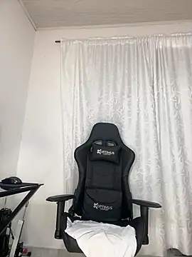 Natural BIGASS Nina online show from 19, 2, 2026