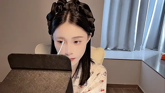 yuyu-33 online show from 5, 8, 2026