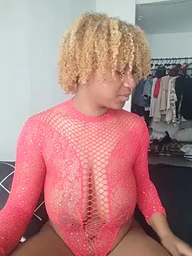 EvonyFoxxx online show from 7, 1, 2026