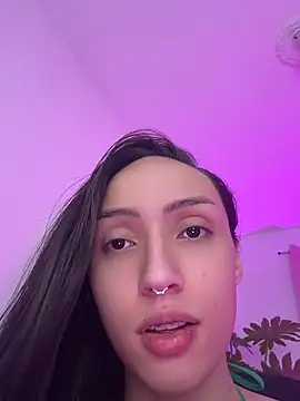 BabyLauritaa online show from 7, 6, 2026