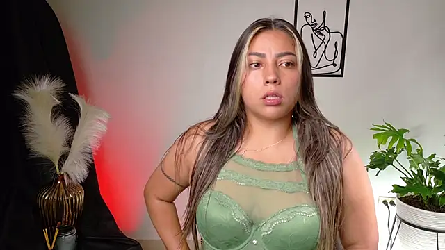 Zara Nova online show from 6, 5, 2026