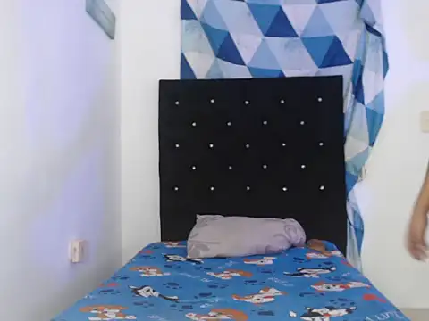 zoelittle3 online show from 31, 10, 2025