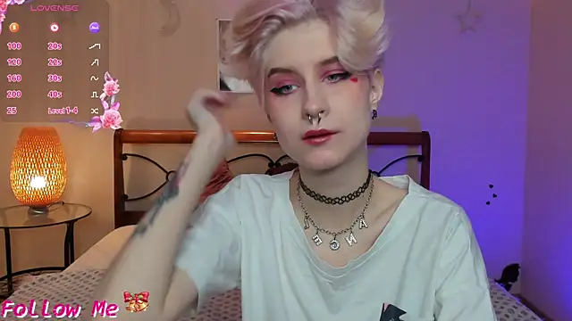 Snapshot of Angel_Julles chatting on 5, 12, 2025 Angel Julles online show from 5, 12, 2025