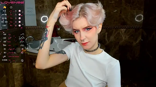 Snapshot of Angel_Julles chatting on 19, 12, 2025 Angel Julles online show from 19, 12, 2025