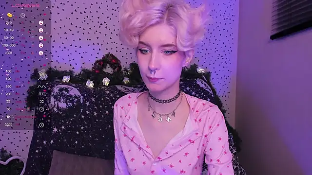 Snapshot of Angel_Julles chatting on 20, 12, 2025 Angel Julles online show from 20, 12, 2025