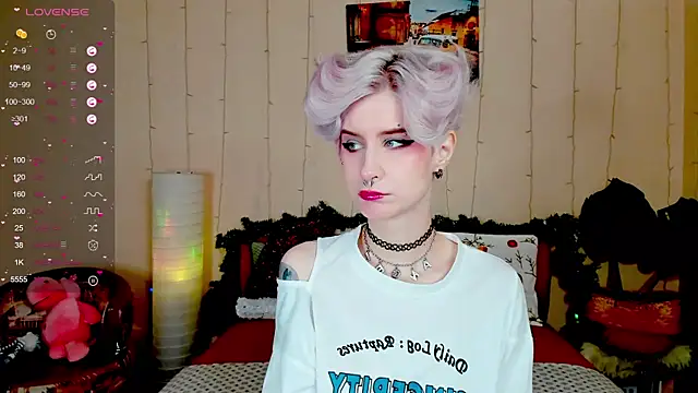 Snapshot of Angel_Julles chatting on 21, 12, 2025 Angel Julles online show from 21, 12, 2025