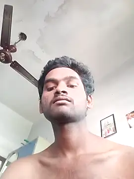 Snapshot of PackagedCostar chatting on 8, 11, 2025 PackagedCostar online show from 8, 11, 2025