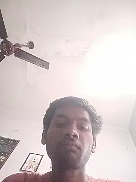 Snapshot of PackagedCostar chatting on 11, 11, 2025 PackagedCostar online show from 11, 11, 2025