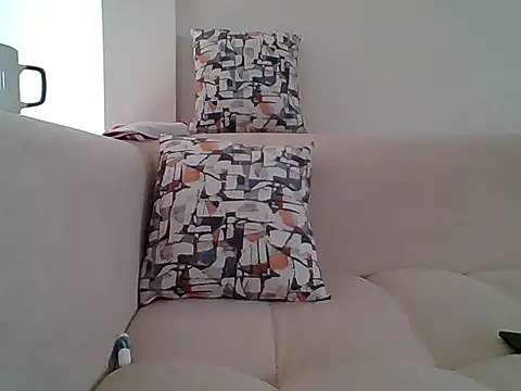 Snapshot of Petite_baby5 chatting on 28, 7, 2026 Petite baby5 online show from 28, 7, 2026