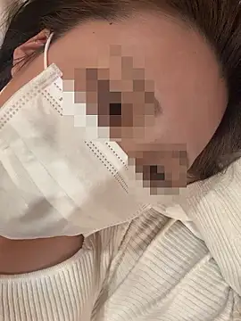 Snapshot of uyu0000 chatting on 7, 11, 2025 uyu0000 online show from 7, 11, 2025