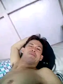 Snapshot of Hot-babyyboy30 chatting on 3, 7, 2026 Hot-babyyboy30 online show from 3, 7, 2026