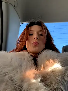 LilluKatten online show from 16, 12, 2025