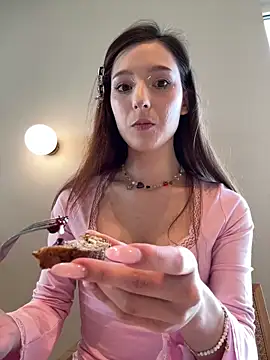 LilluKatten online show from 4, 2, 2026