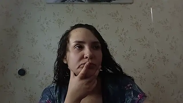 Snapshot of VoulezVous_Angel chatting on 10, 3, 2026 VoulezVous Angel online show from 10, 3, 2026