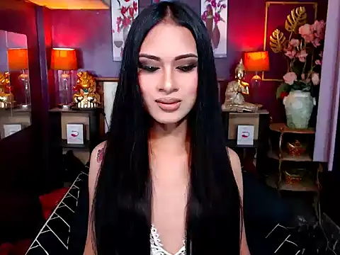 Plastique PATRICIA online show from 13, 3, 2026