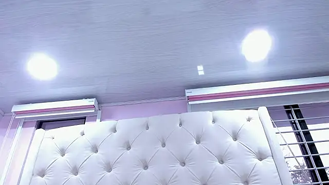 scarlett leblanc  online show from 13, 2, 2026