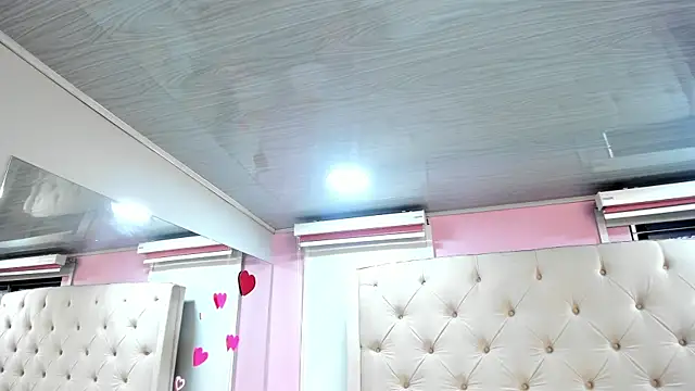 scarlett leblanc  online show from 4, 7, 2026