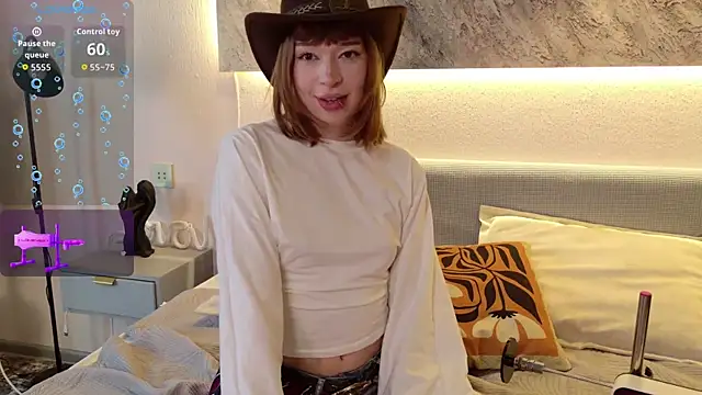 Nicolle moors online show from 22, 6, 2026