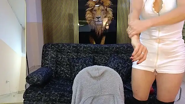 Snapshot of malen_fitnessmilf chatting on 13, 2, 2026 malen fitnessmilf online show from 13, 2, 2026