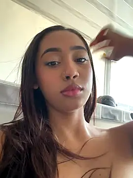 Snapshot of Ania_rose chatting on 18, 11, 2025 Ania rose online show from 18, 11, 2025