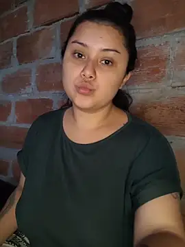 CurvyNoir online show from 15, 12, 2025