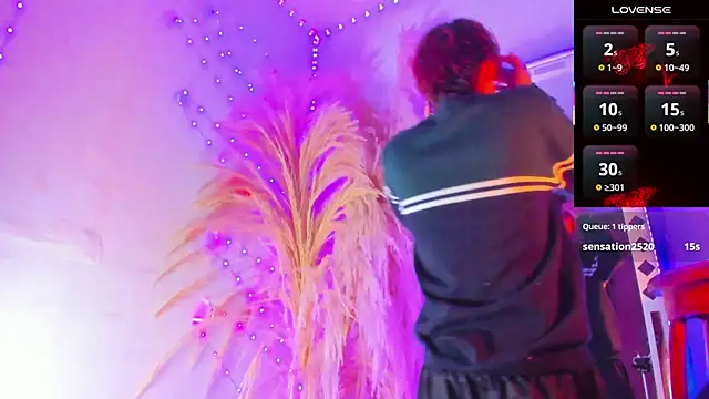 Snapshot of Leo_Glow chatting on 16, 1, 2026 Leo Glow online show from 16, 1, 2026