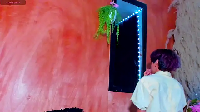 Snapshot of Leo_Glow chatting on 23, 2, 2026 Leo Glow online show from 23, 2, 2026