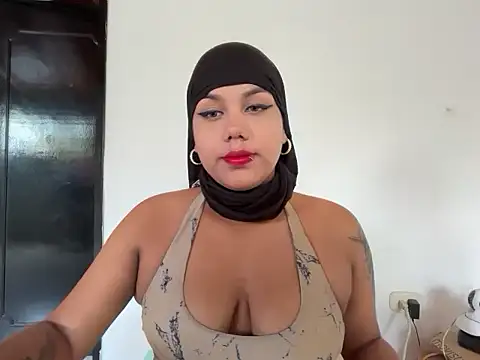 Snapshot of kadira6_ chatting on 8, 1, 2026 kadira6 online show from 8, 1, 2026