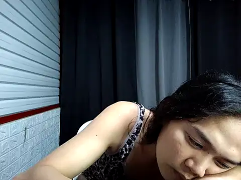 xwildflowerx online show from 25, 11, 2025