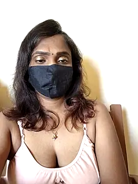 Snapshot of Queen-dhivya chatting on 5, 2, 2026 Queen-dhivya online show from 5, 2, 2026