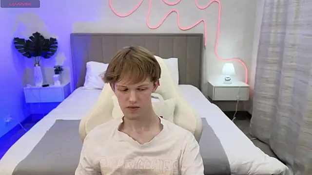 Fakeangel87 online show from 2, 11, 2025