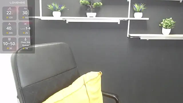 Lauryn Jones online show from 9, 7, 2026