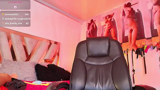 Ebonynaughty online show from 2, 12, 2025