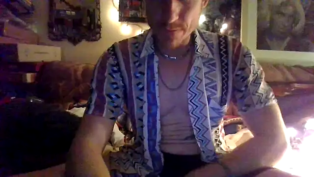 Snapshot of jigglethaypussi chatting on 10, 11, 2025 jigglethaypussi online show from 10, 11, 2025