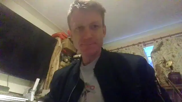 Snapshot of jigglethaypussi chatting on 7, 2, 2026 jigglethaypussi online show from 7, 2, 2026