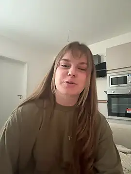 Snapshot of LisaFreierxx chatting on 7, 8, 2026 LisaFreierxx online show from 7, 8, 2026