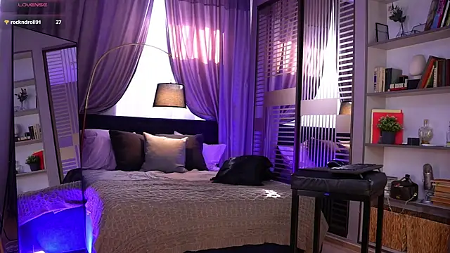 Snapshot of Nikki__Amour chatting on 2, 8, 2026 Nikki Amour online show from 2, 8, 2026
