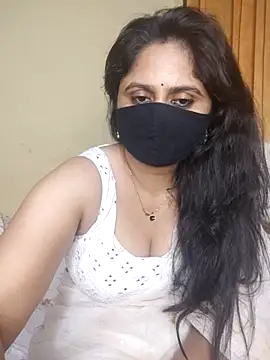mouni499 online show from 15, 6, 2026