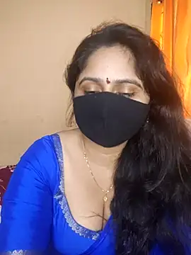 Snapshot of mouni499 chatting on 15, 7, 2026 mouni499 online show from 15, 7, 2026